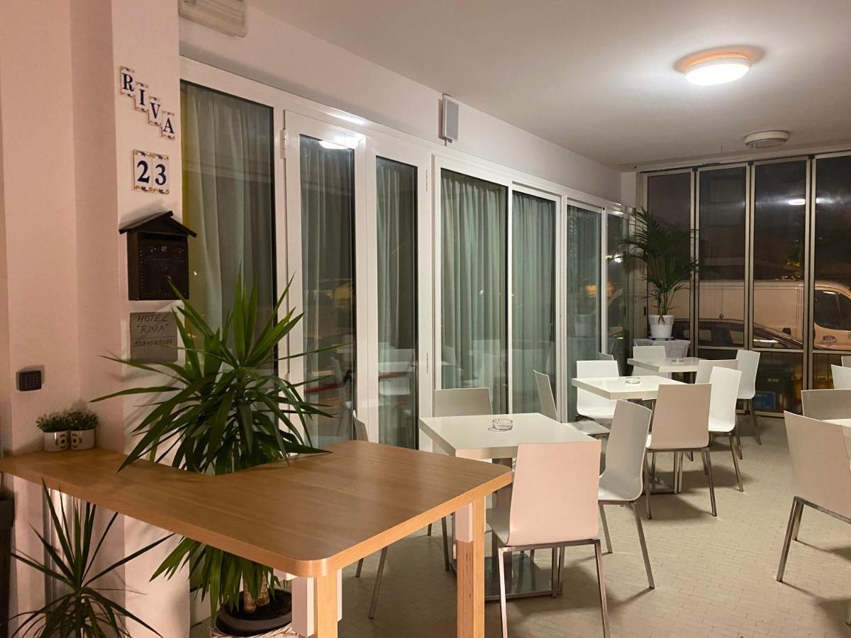 Hotel Riva Rimini Exteriör bild